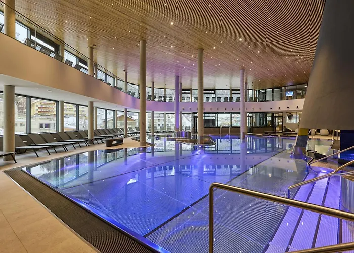 In Near Lift Apartment *